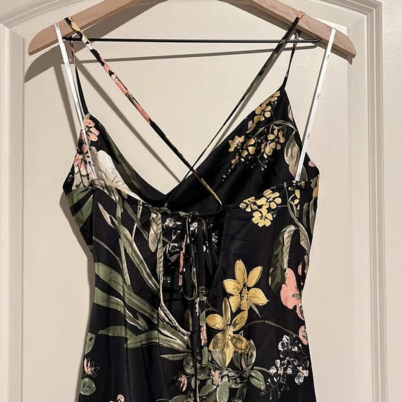 ❌SOLD - LuLu’s Black Floral Satin Cowl Neck Maxi Dress NWT - Picture 6 of 8